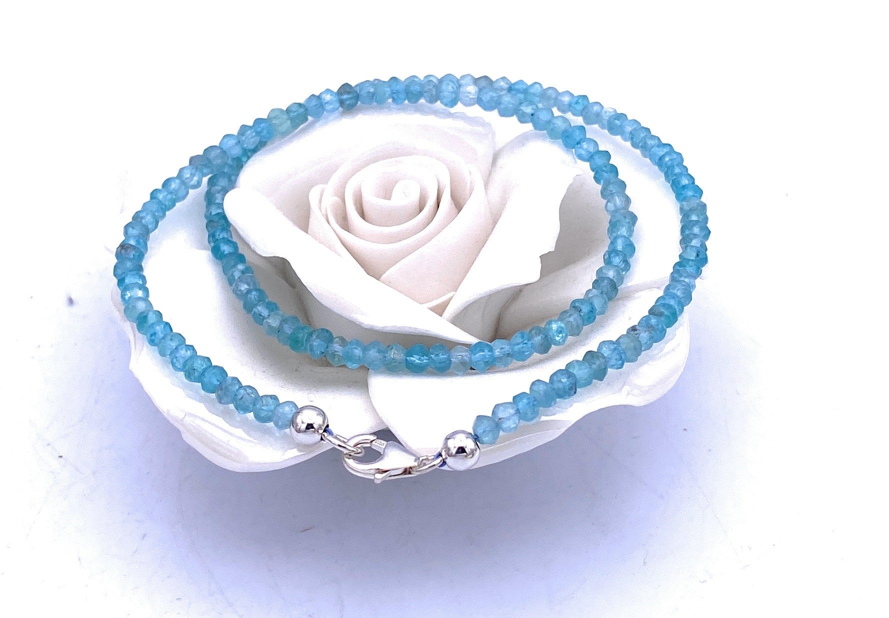 Facettierte Apatit Linsen Halskette 4mm