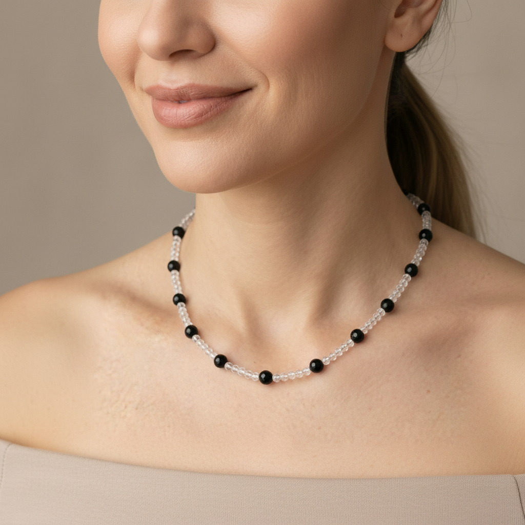 Bergkristall Halskette 4mm mit facettierten Onyx Kugeln