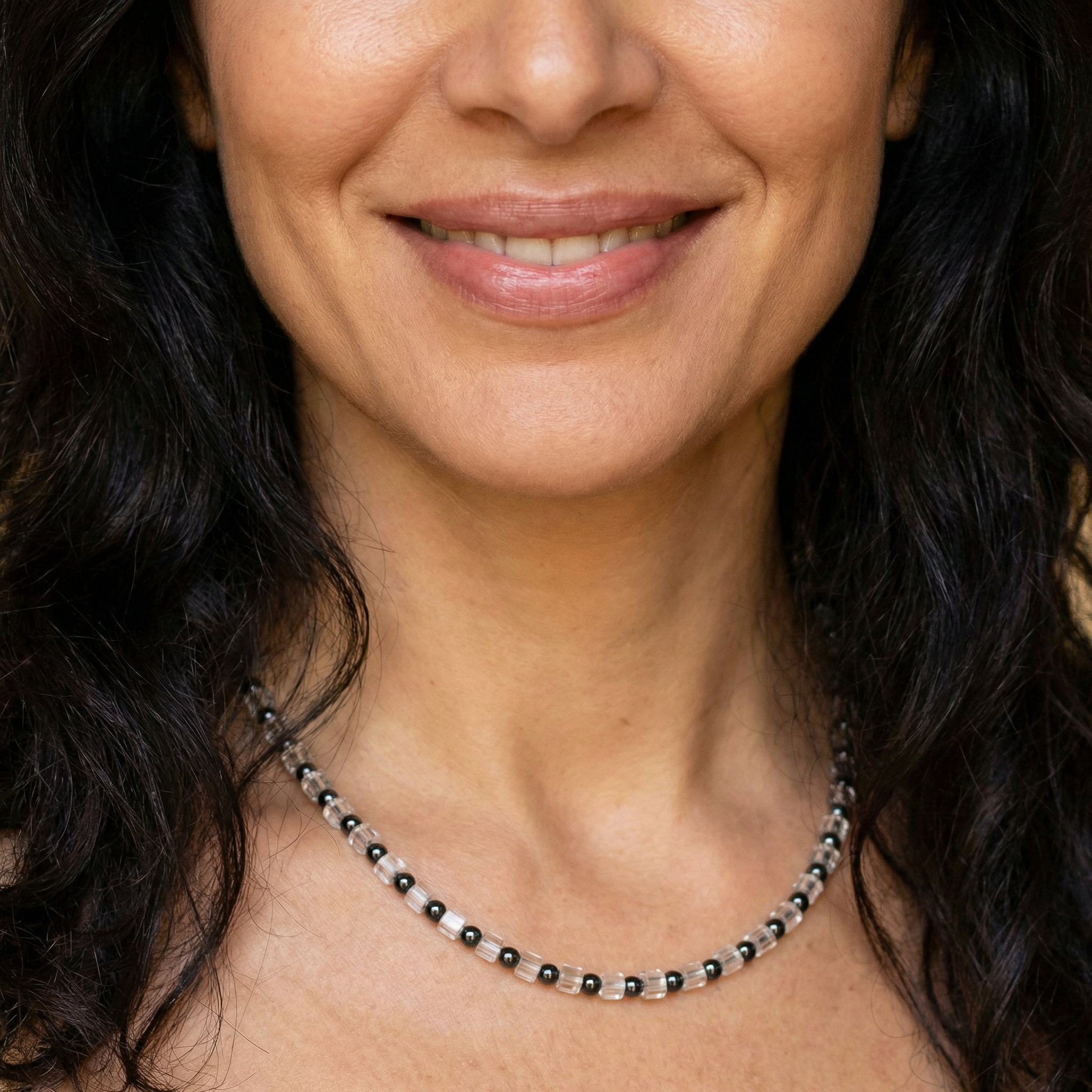 Bergkristall Halskette mit Hämatin