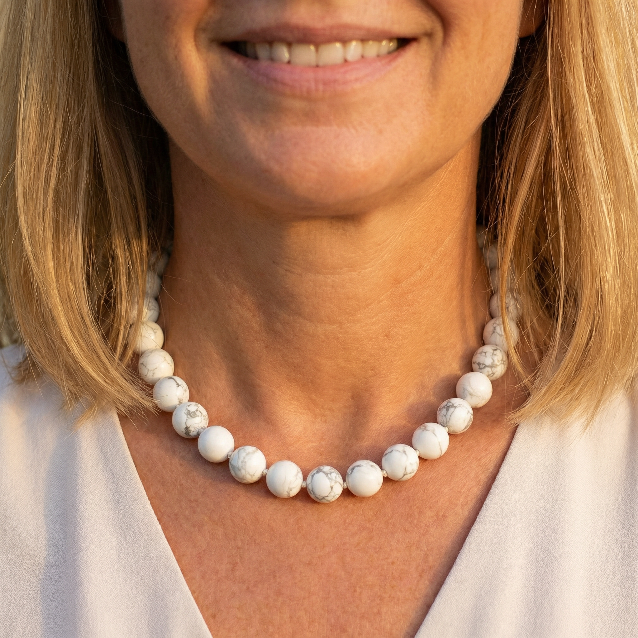 Magnesit Halskette 12 mm