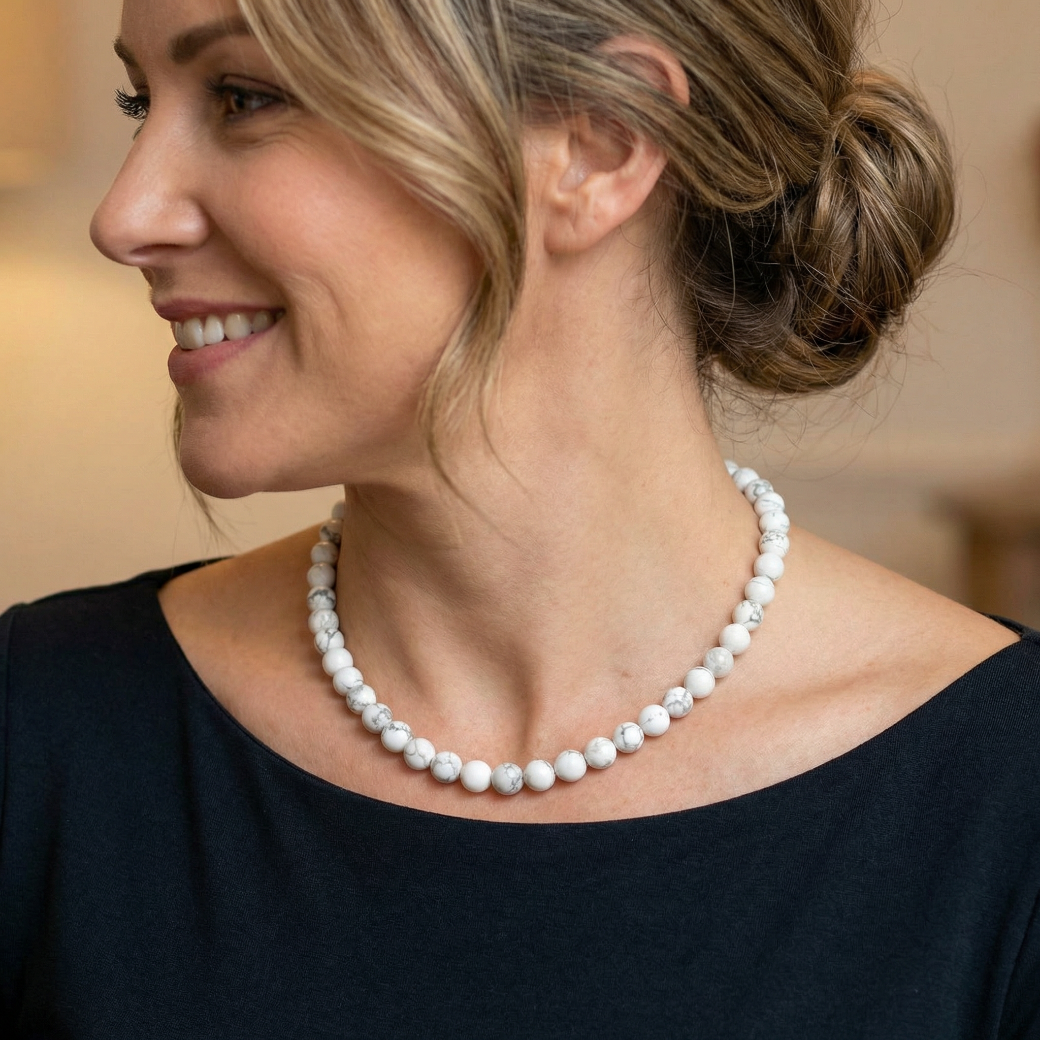 Magnesit Kugel Halskette 8mm