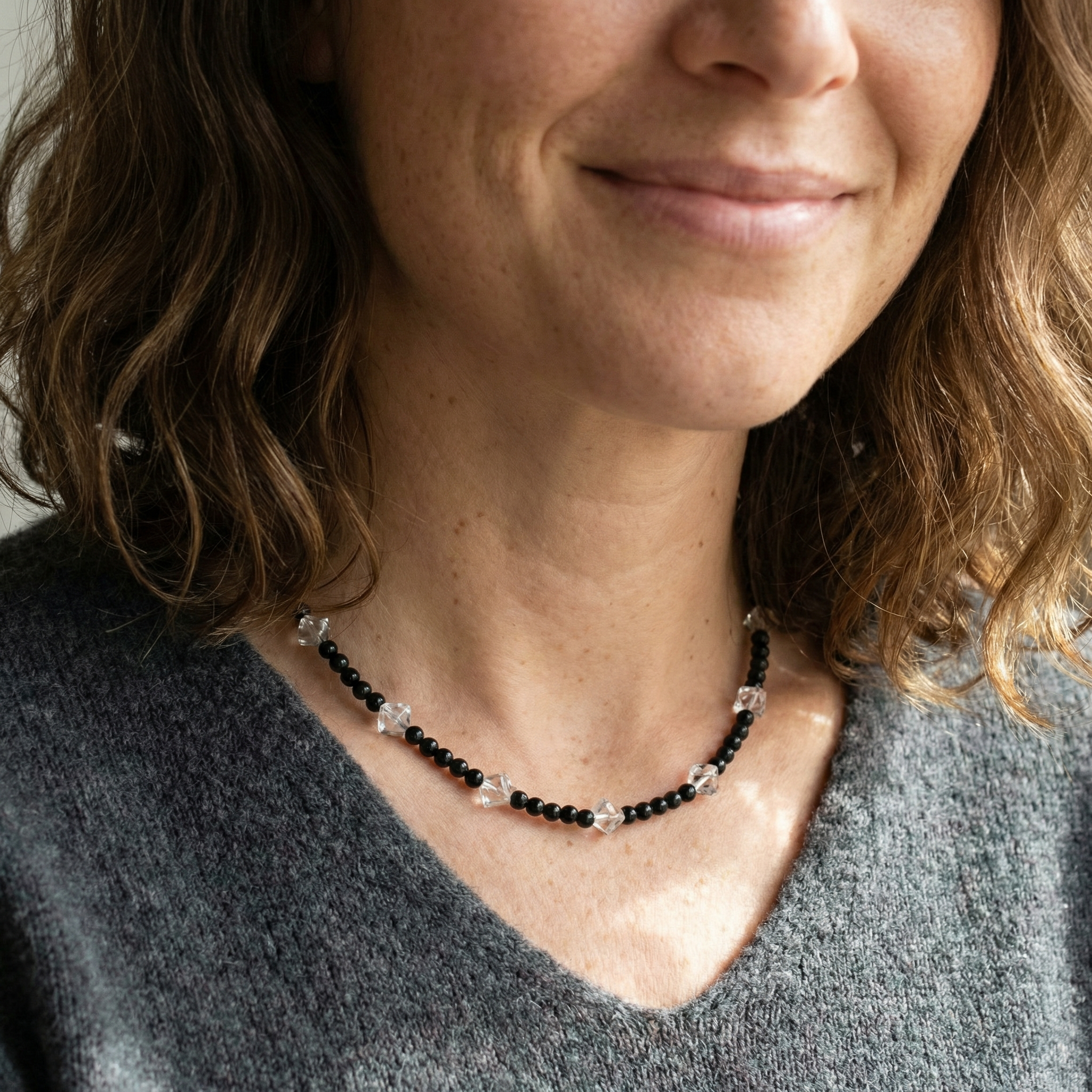 Onyx Halskette 4mm mit Bergkristall Würfel