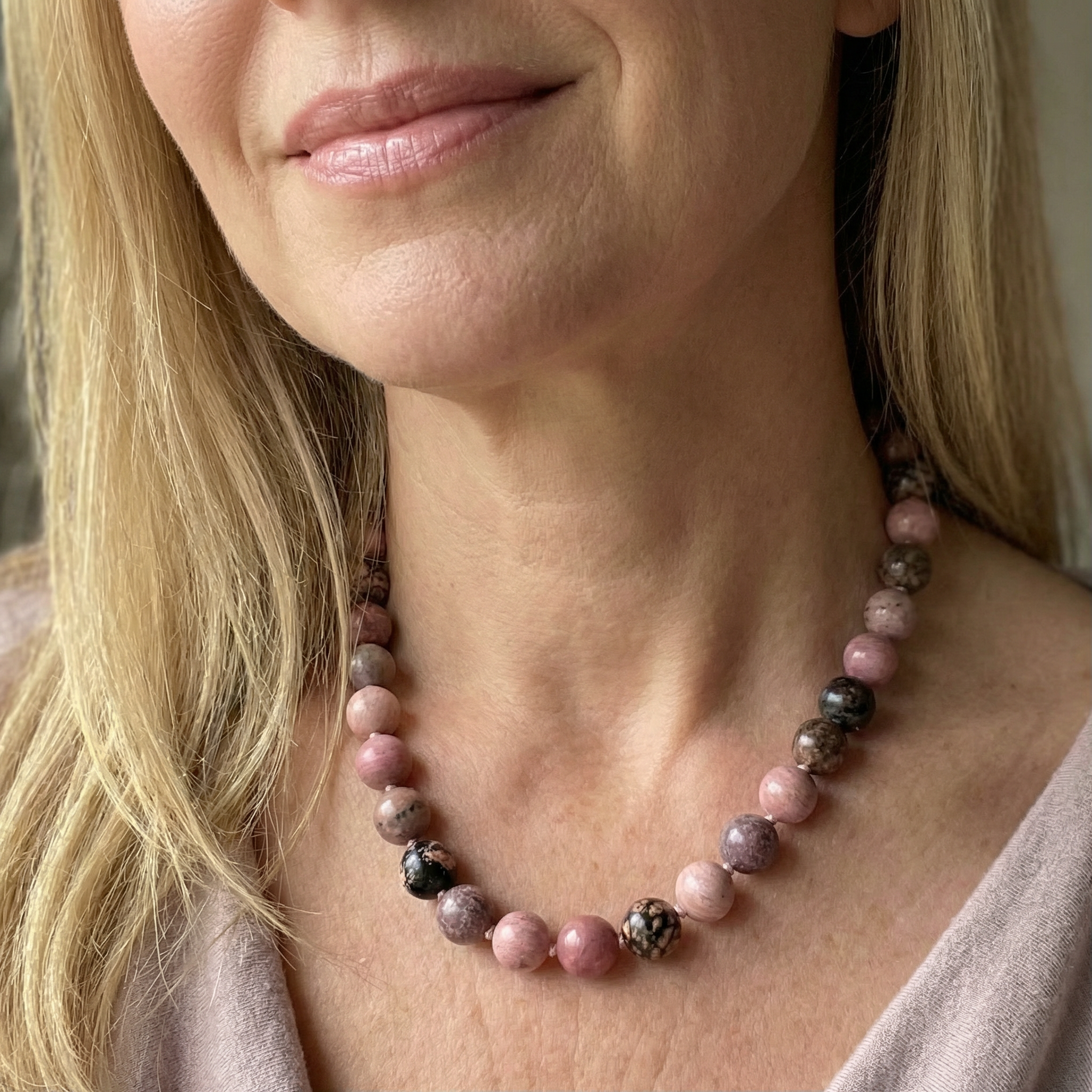 Rhodonit Kugel Halskette 10mm