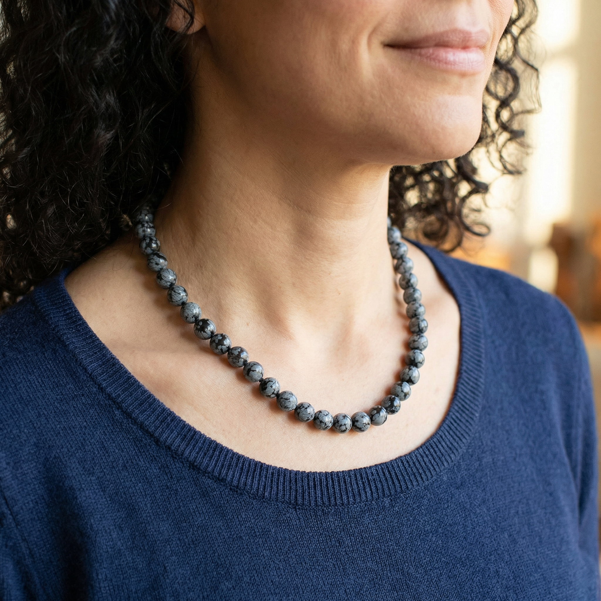 Schneeflocken-Obsidian Kugel Halskette 8mm