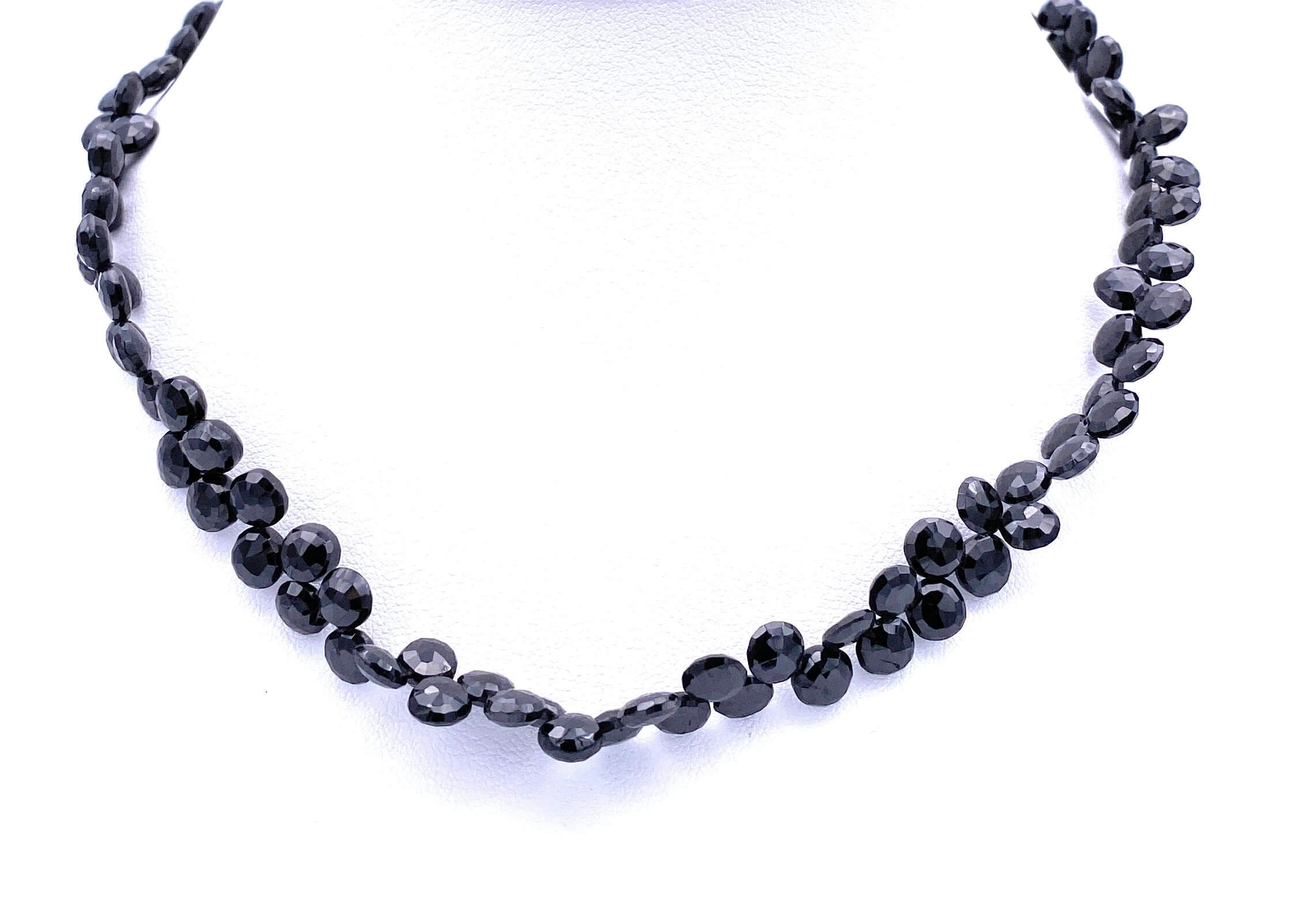 Spinell schwarz Halskette