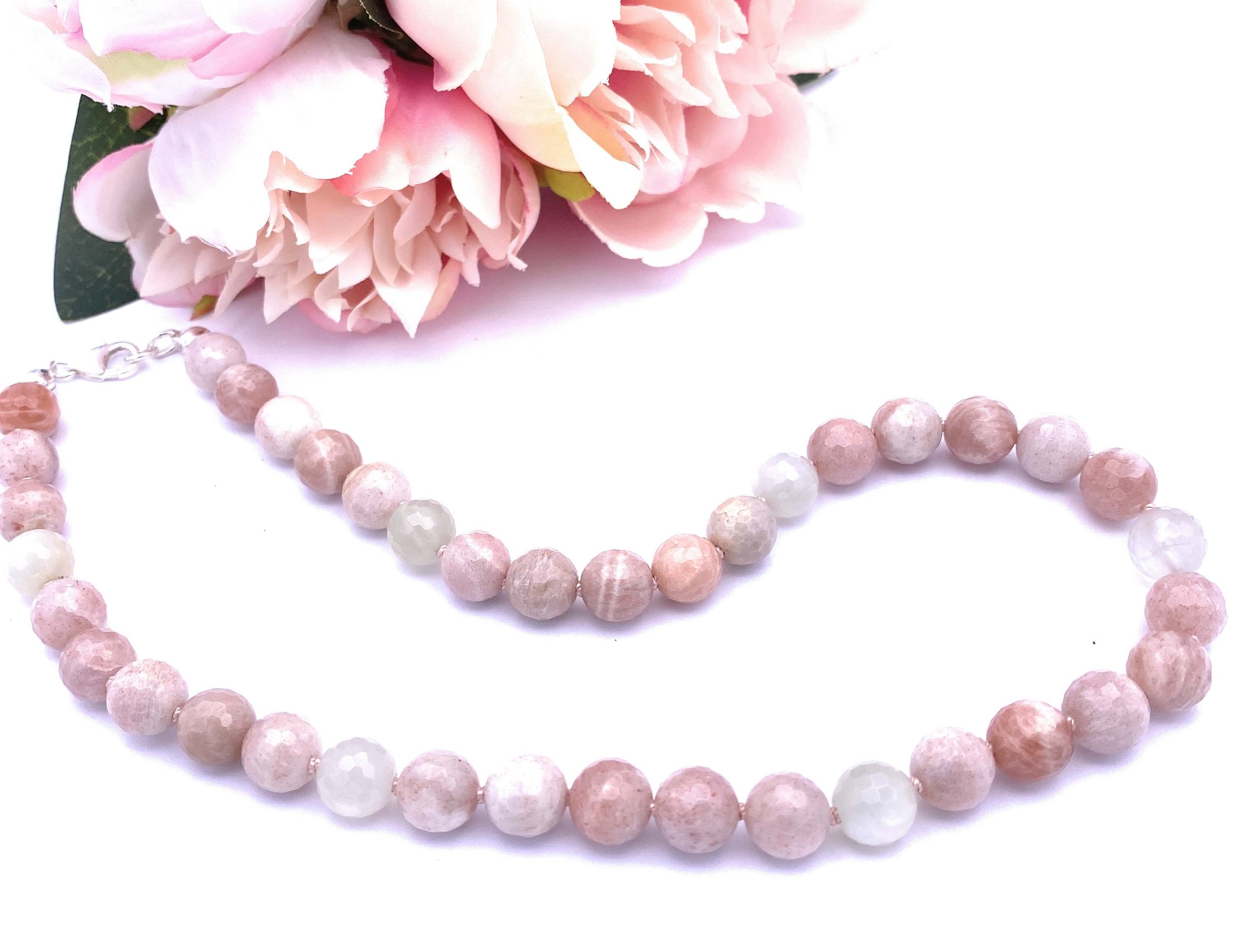 Facettierte Mondstein Halskette 8 mm