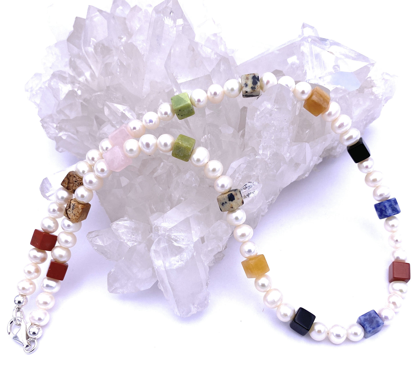 Süßwasserperlen Halskette 4mm mit Edelstein Würfel