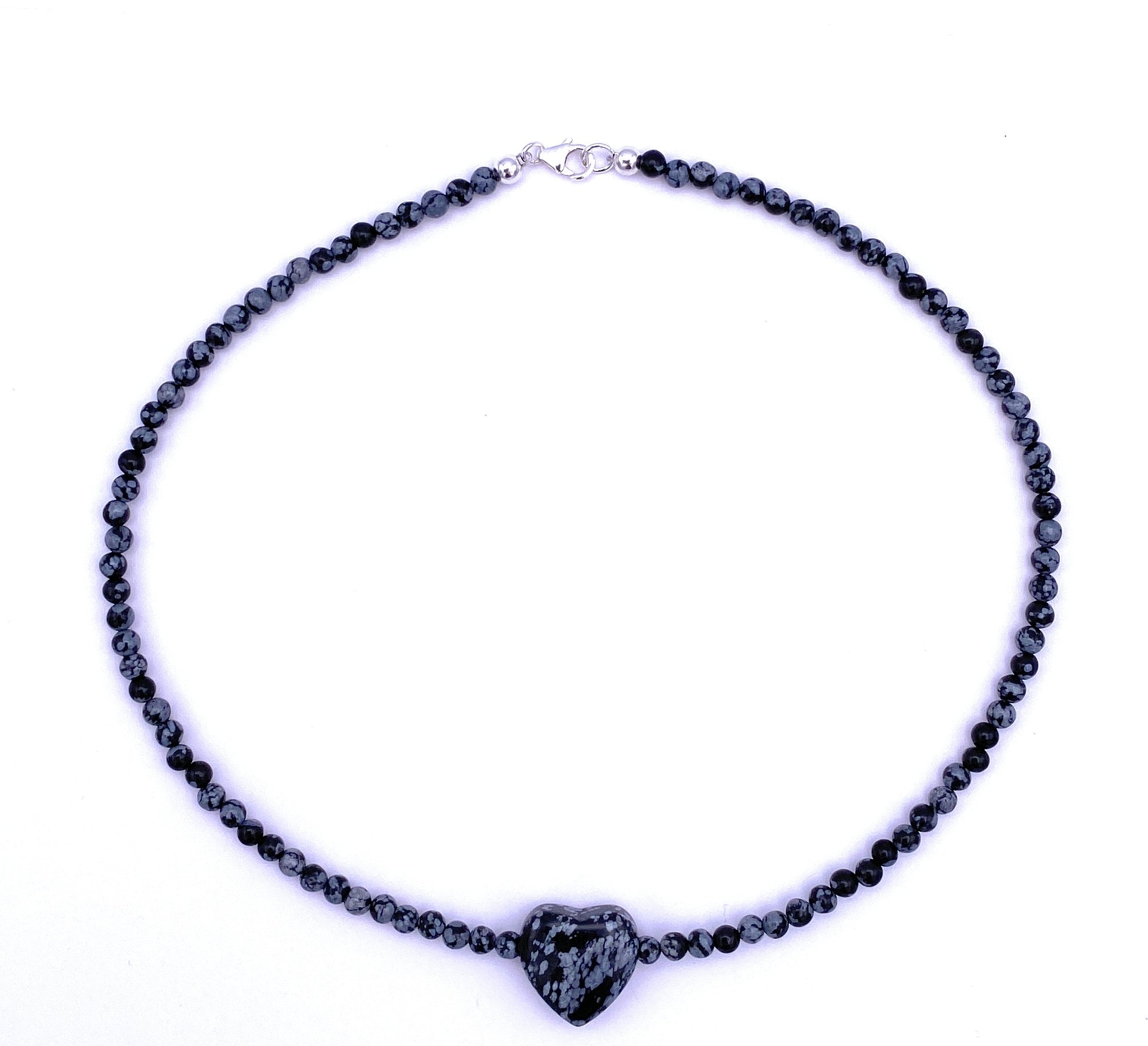 Schneeflocken-Obsidian Halskette mit Herz