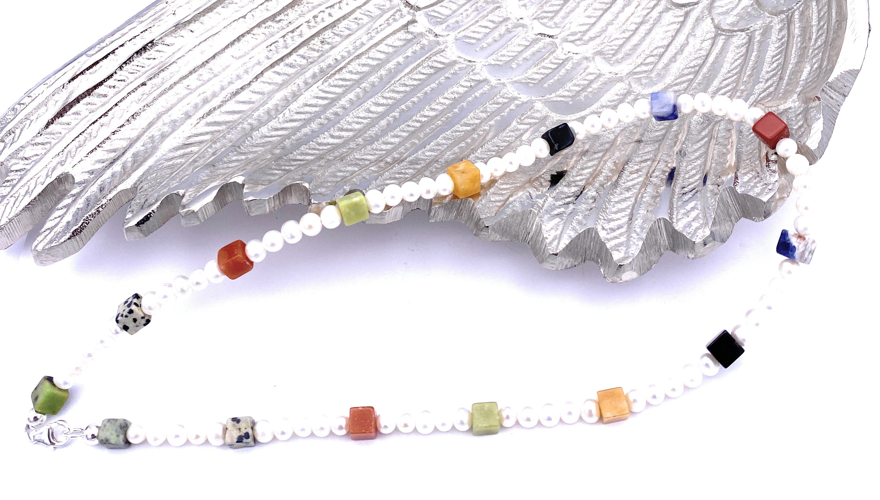 Süßwasserperlen Halskette 4mm mit Edelstein Würfel