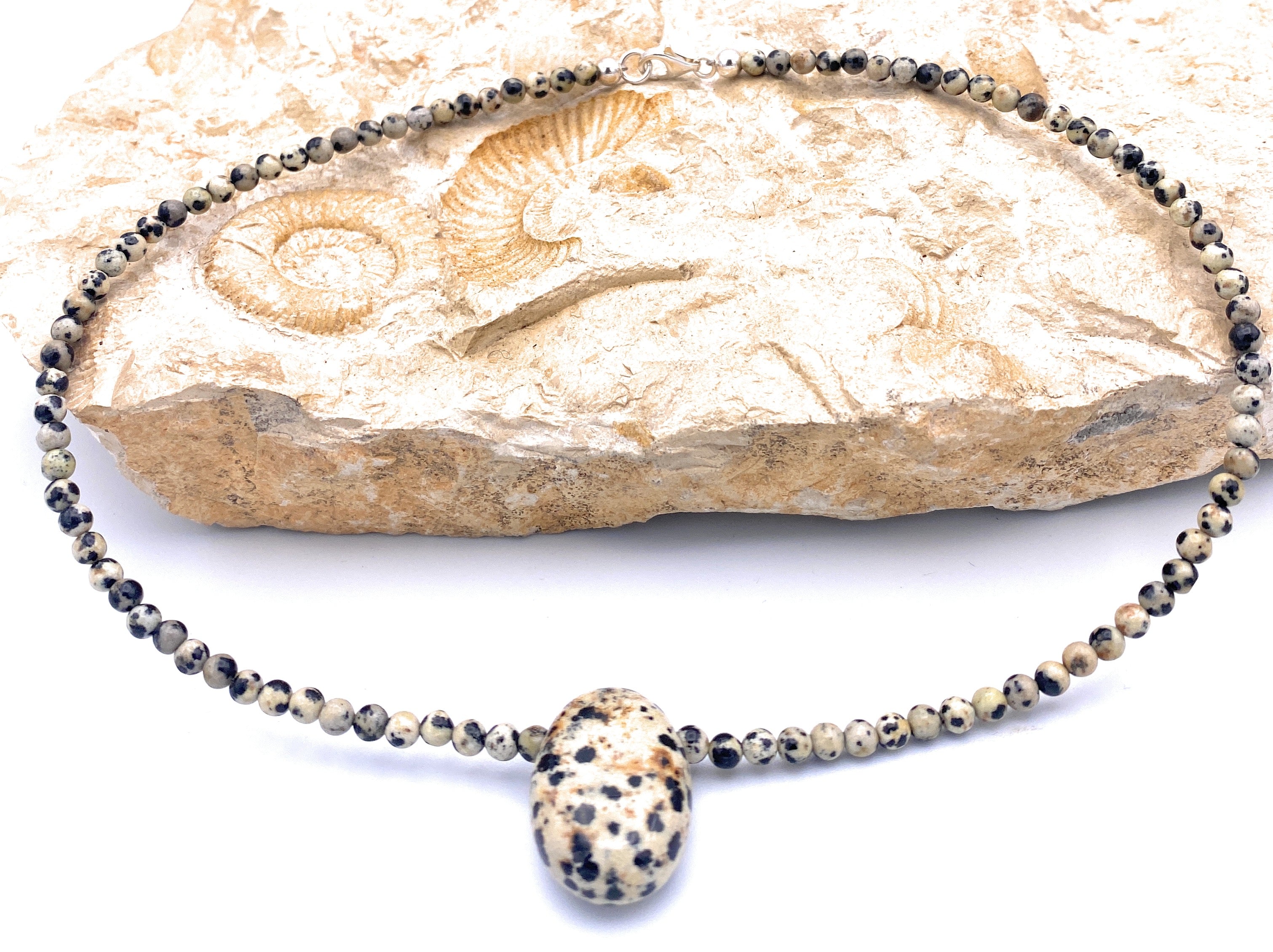 Dalmatiner-Jaspis Halskette 4mm mit Anhänger