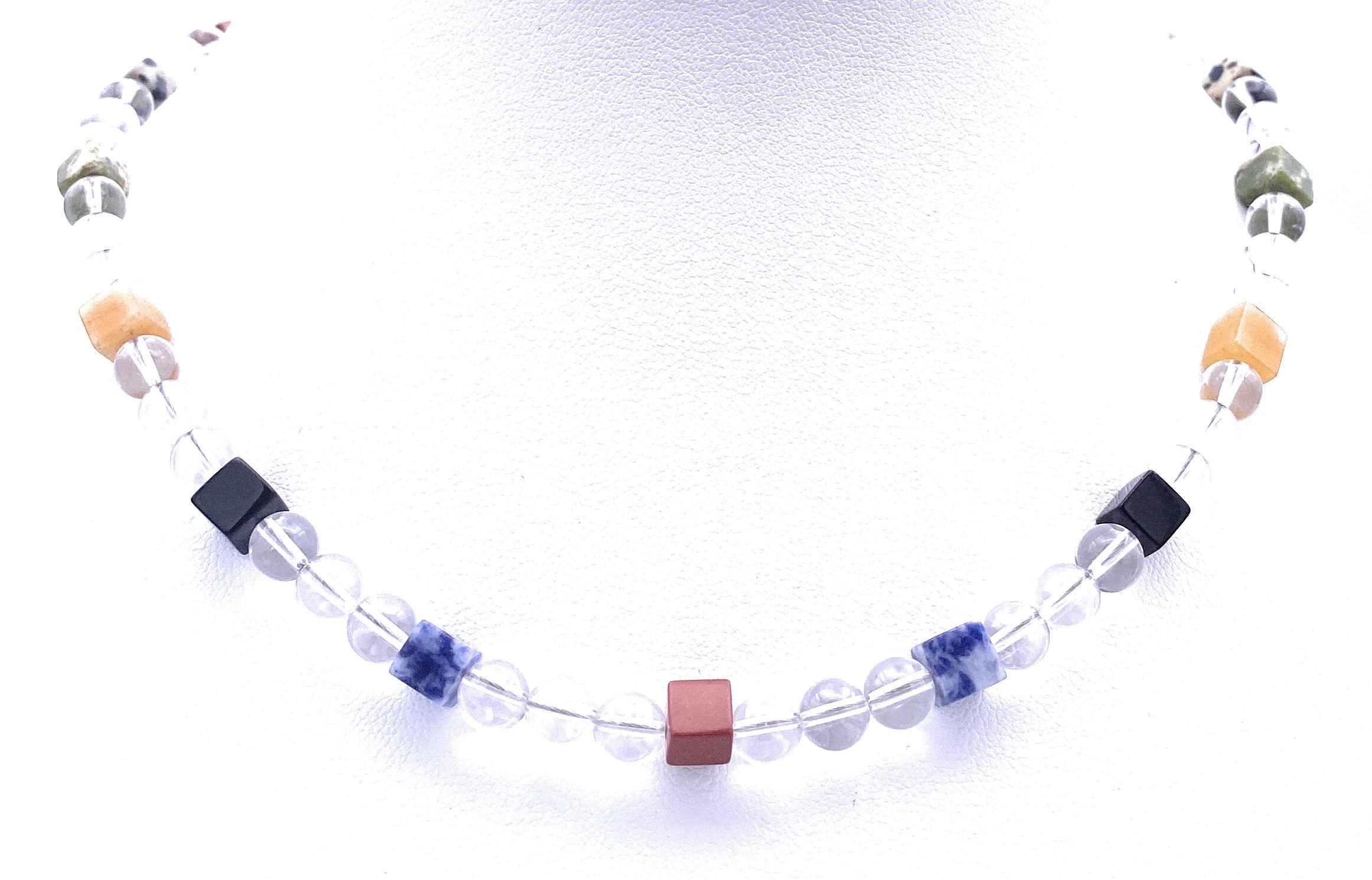 Bergkristall Halskette mit bunten Edelstein Würfeln