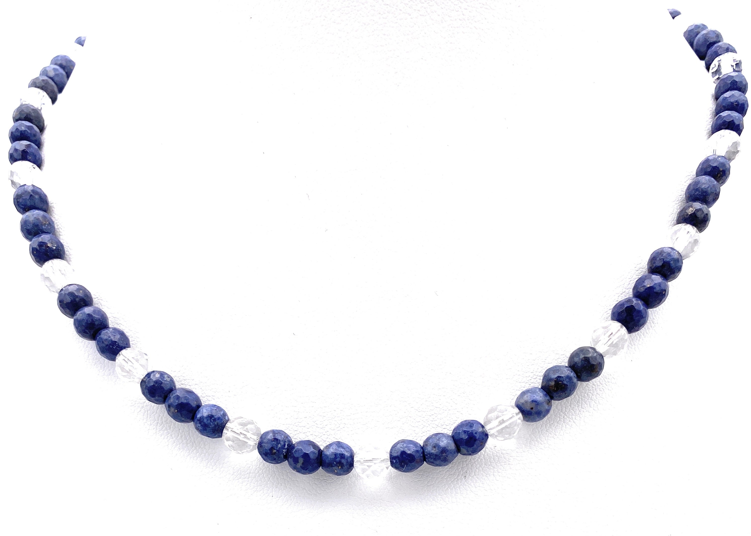 Facettierte Dumortierit Halskette mit Bergkristall 6mm