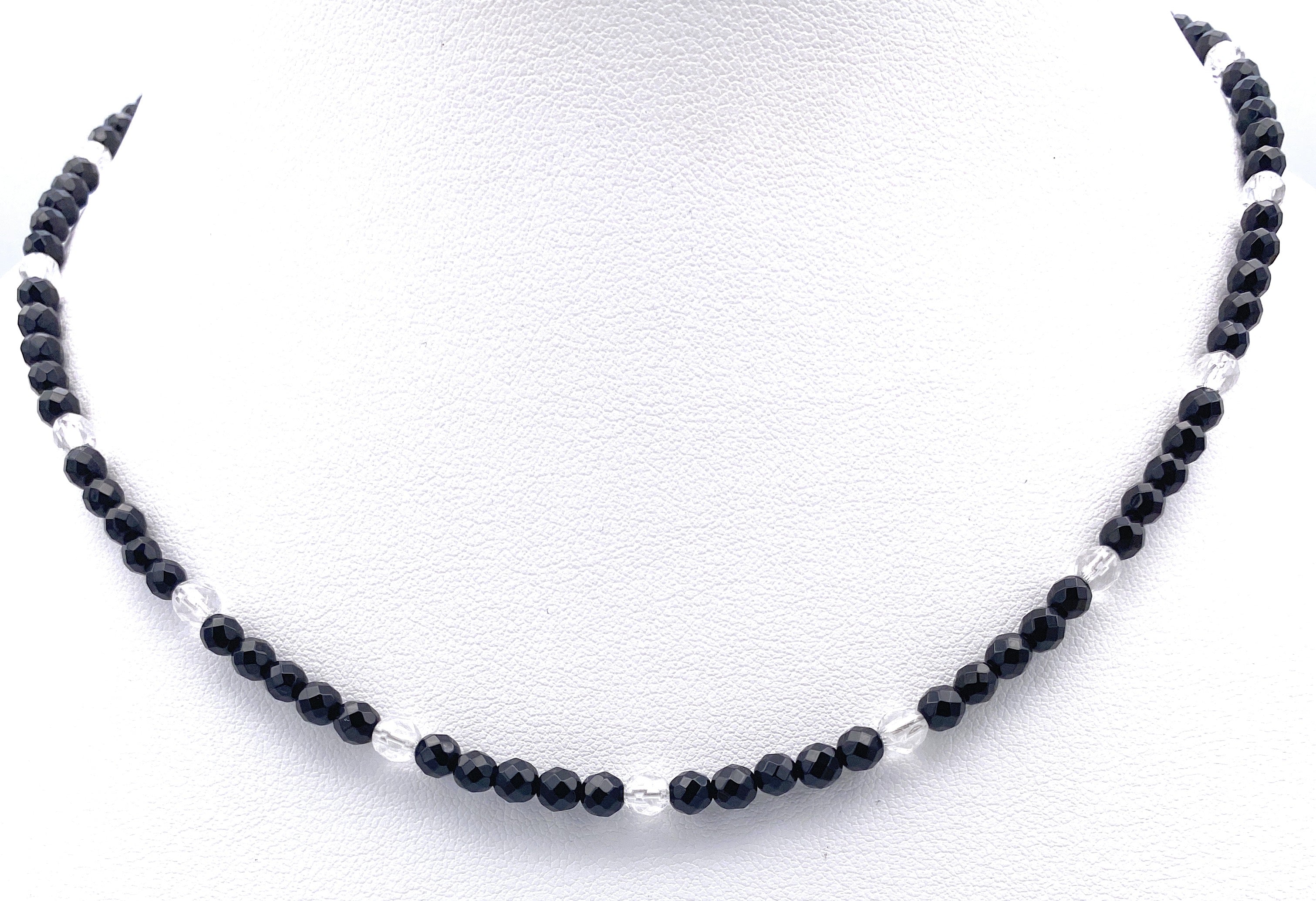 Onyx Halskette mit Bergkristall