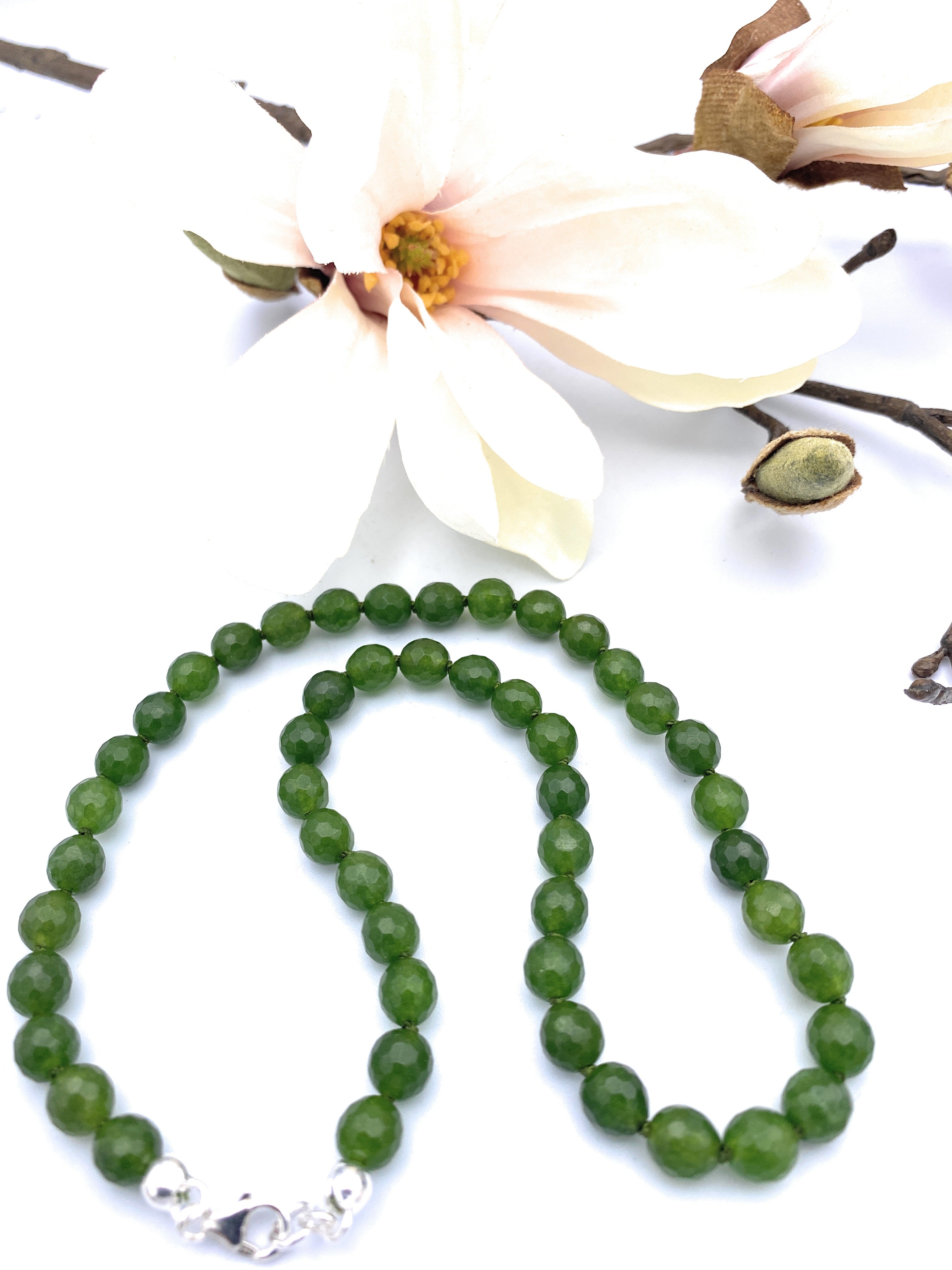 Facettierte Kanada-Jade Halskette 8 mm