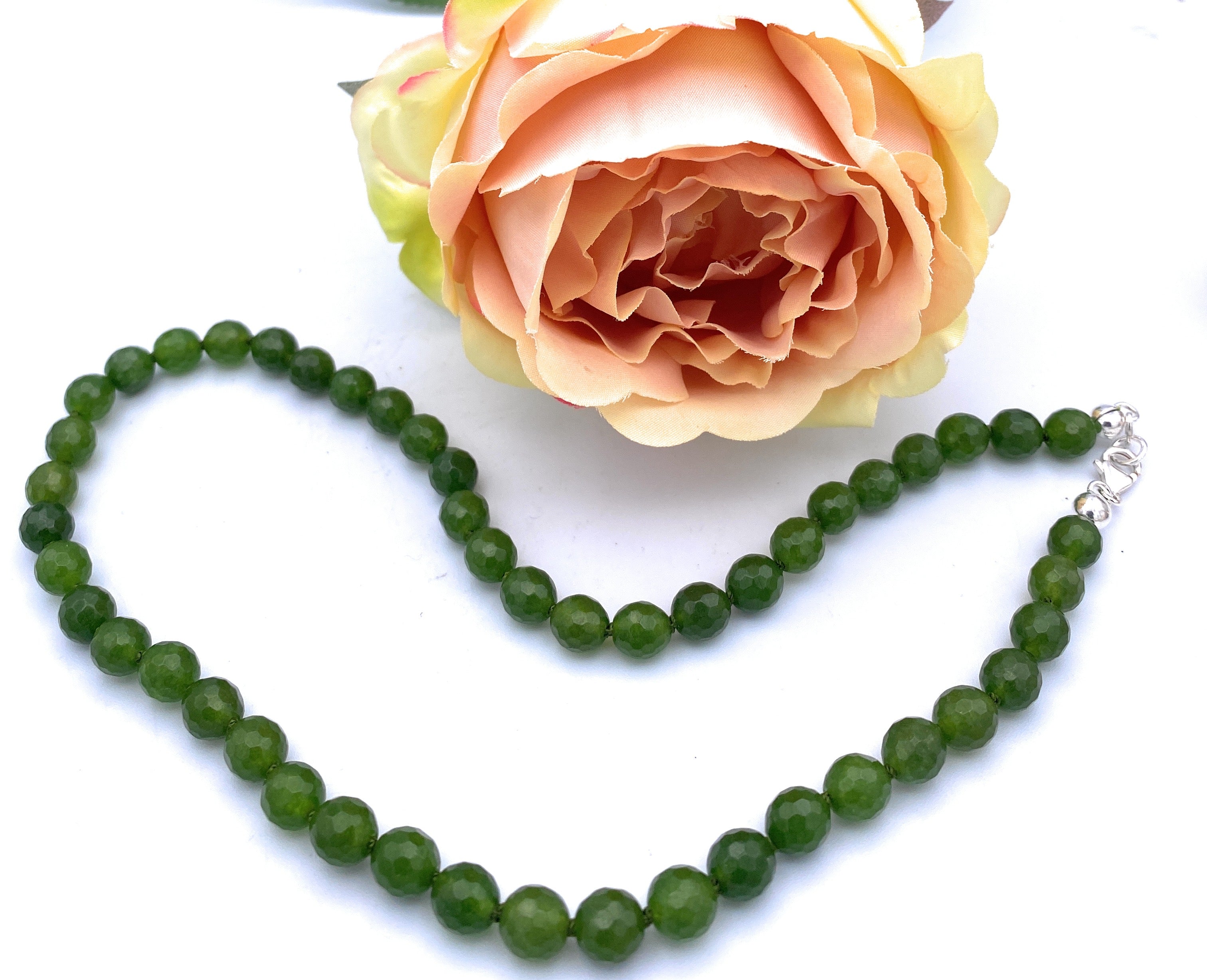 Facettierte Kanada-Jade Halskette