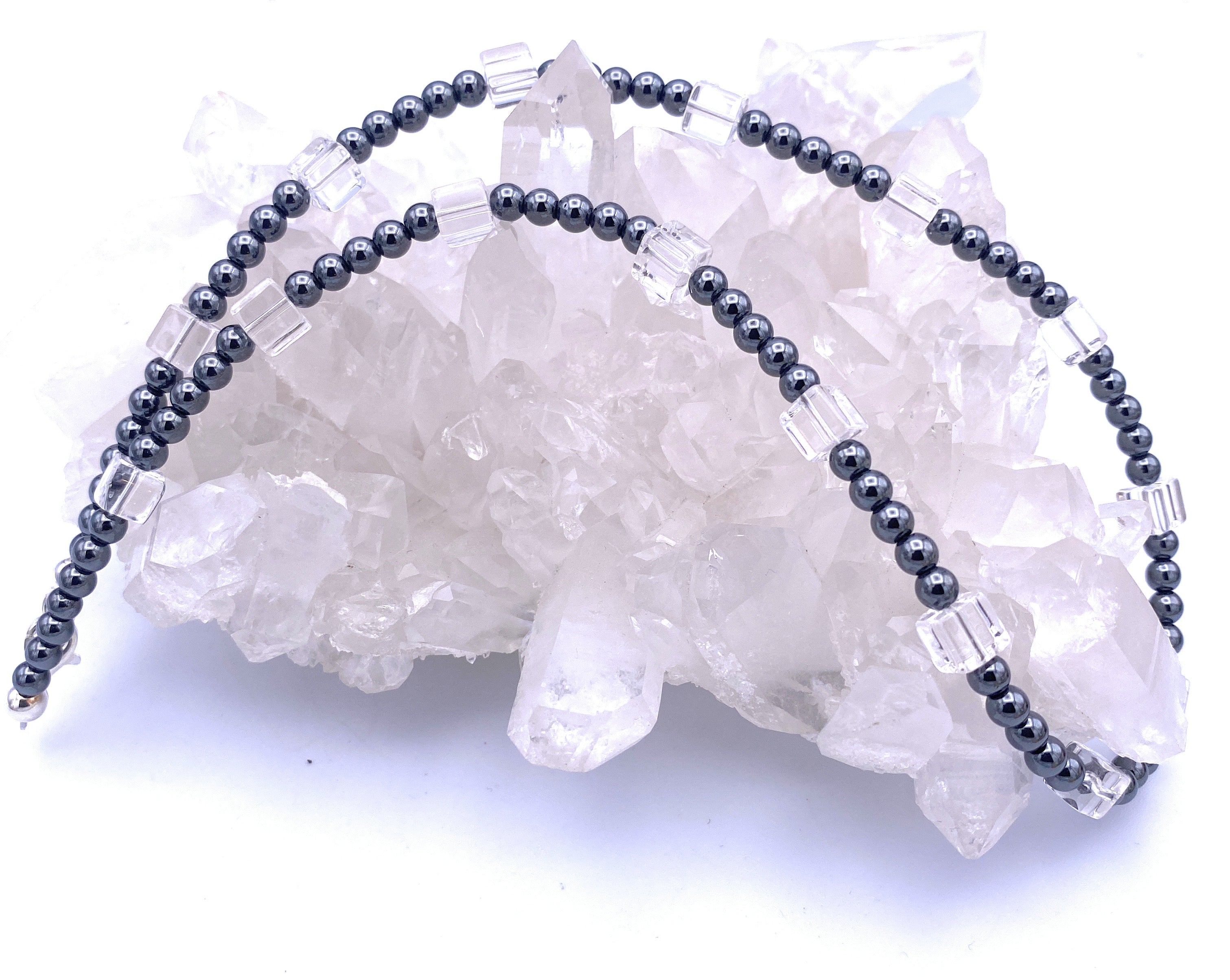 Hämatit Halskette mit Bergkristall Würfel
