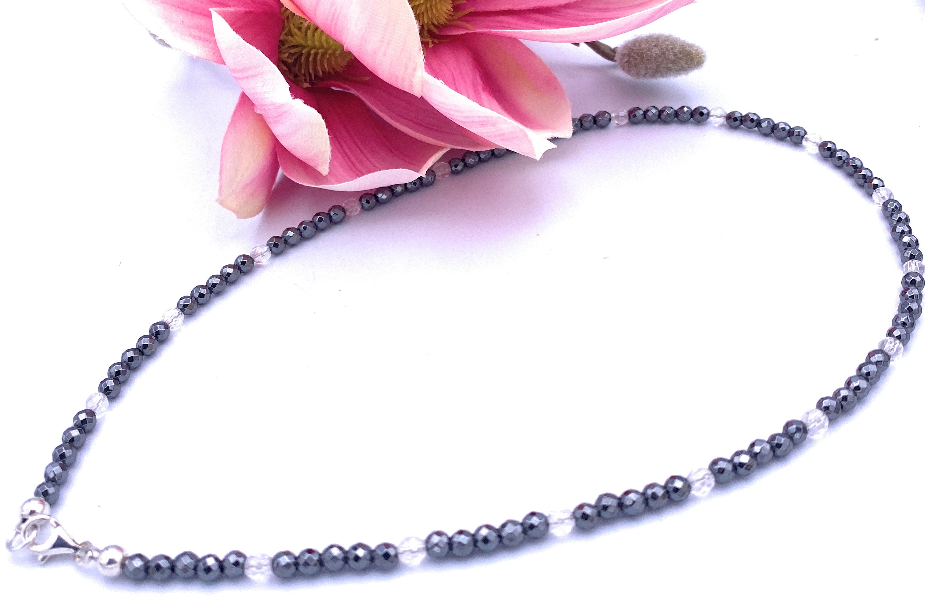 Hämatit Halskette mit Bergkristall