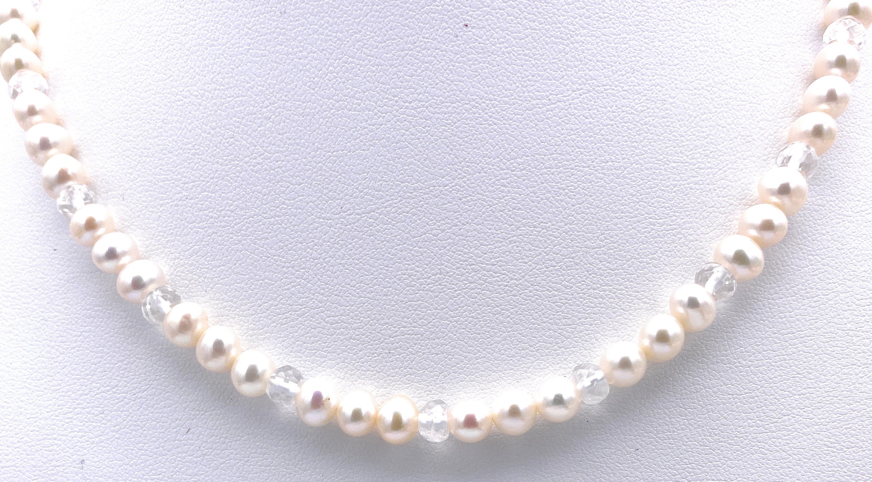 Süßwasserperlen Halskette 6mm mit facettierten Bergkristall Linsen