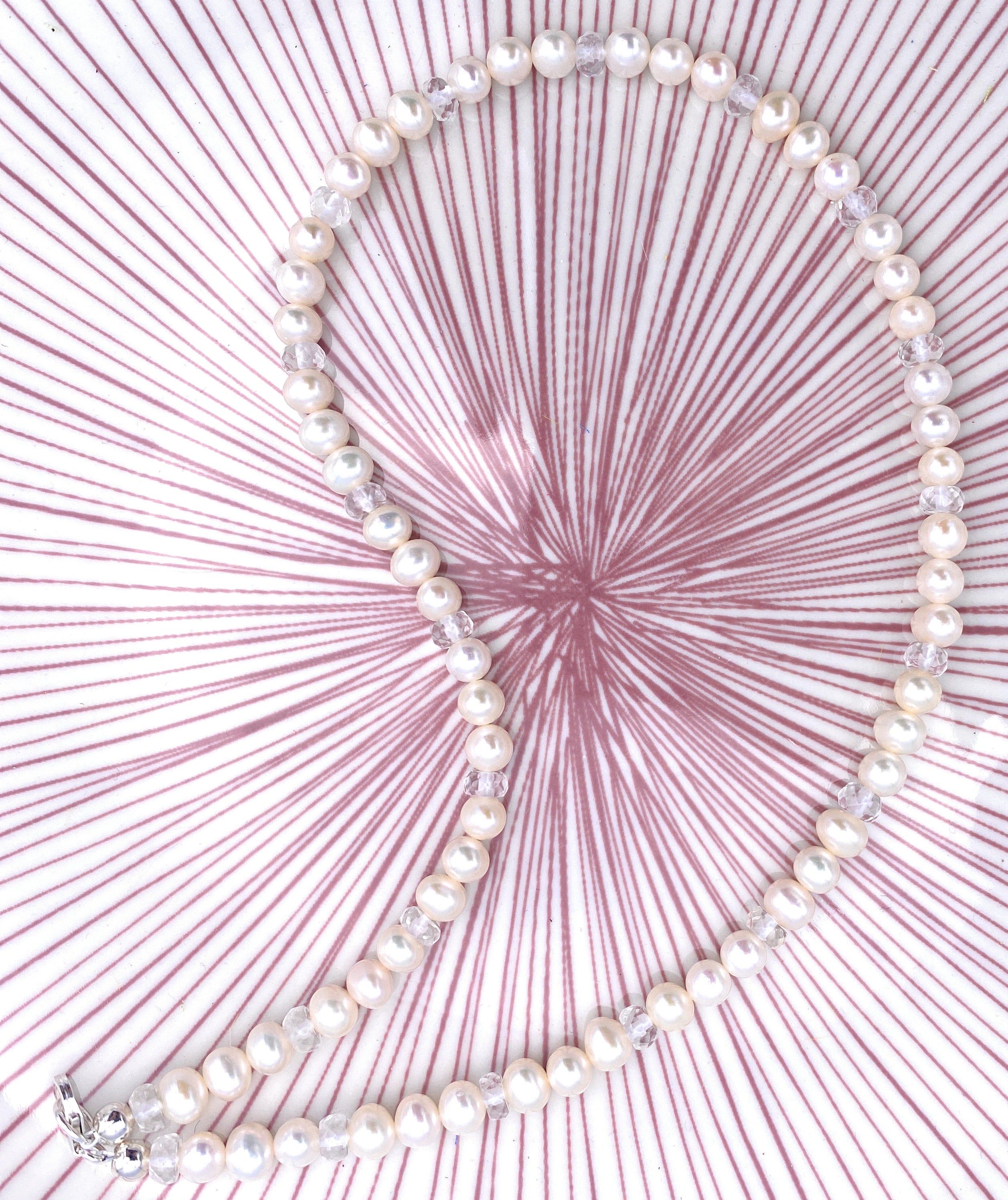 Süßwasserperlen Halskette 6mm mit facettierten Bergkristall Linsen