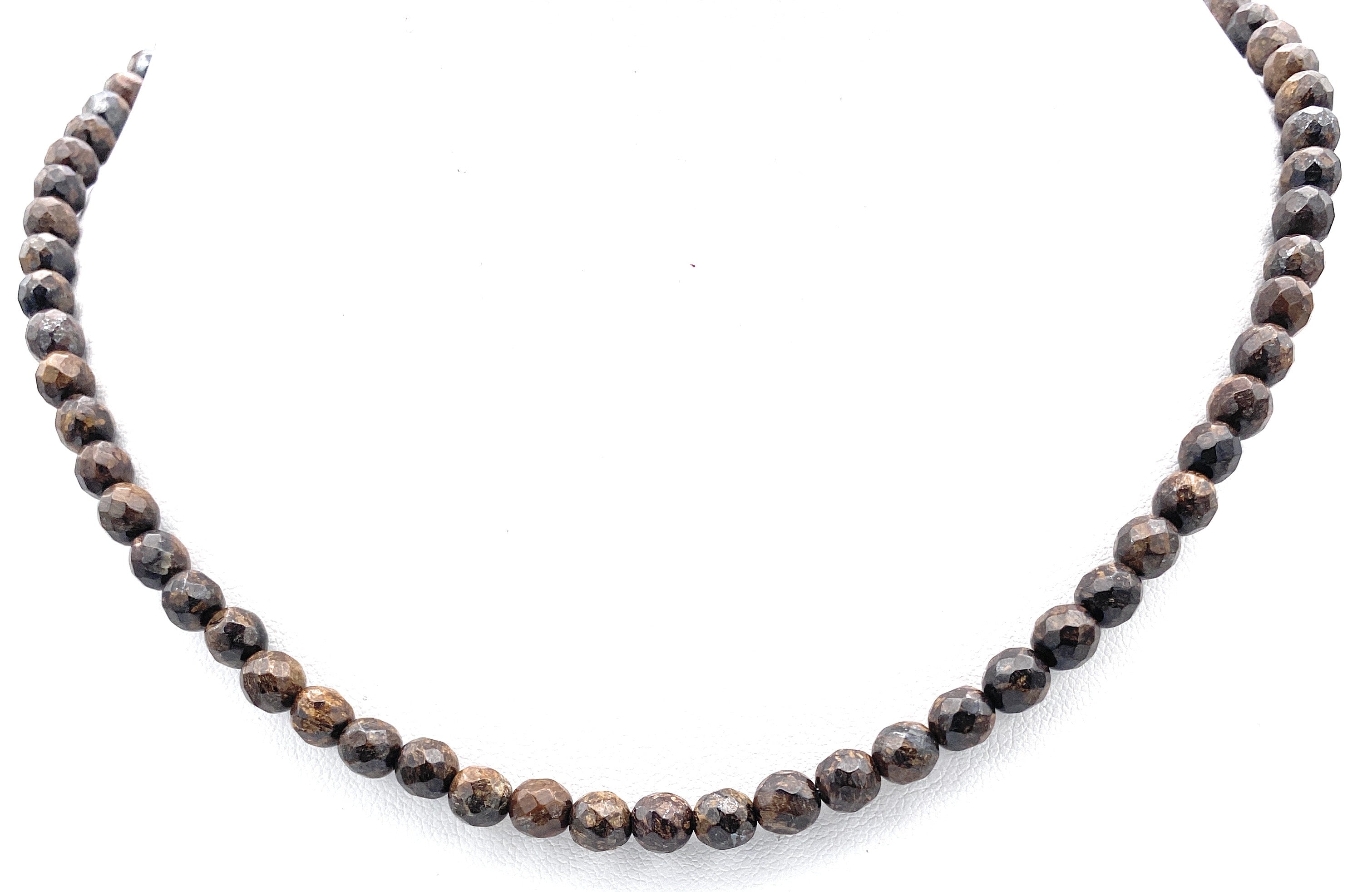 Bronzit Halskette