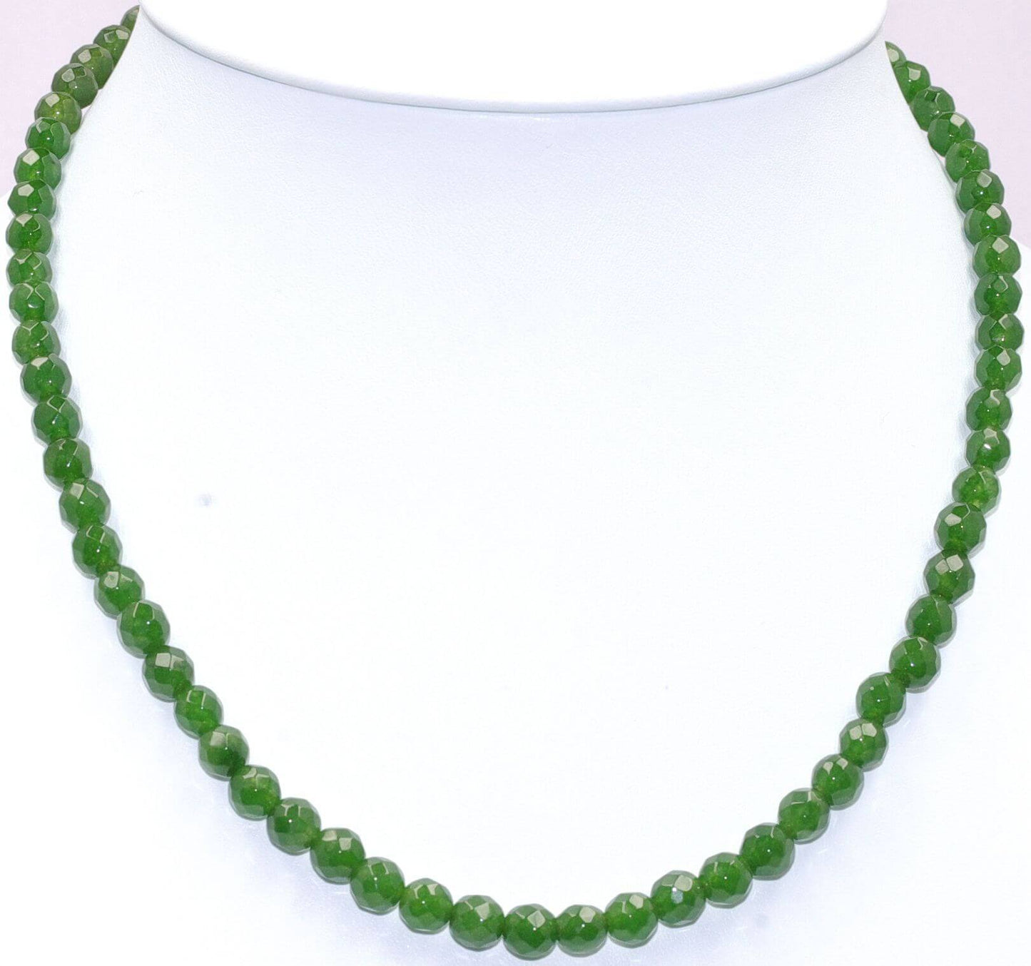 Kanada-Jade-Halskette