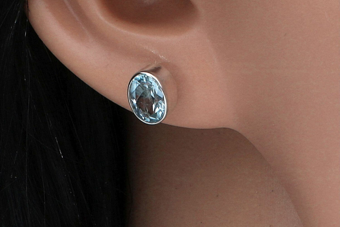 Ohrstecker-Blau-Topas-fac-oval1-1769