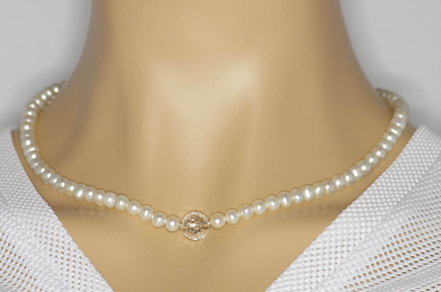 Perlenkette-mit-Bergkristall-8031-1