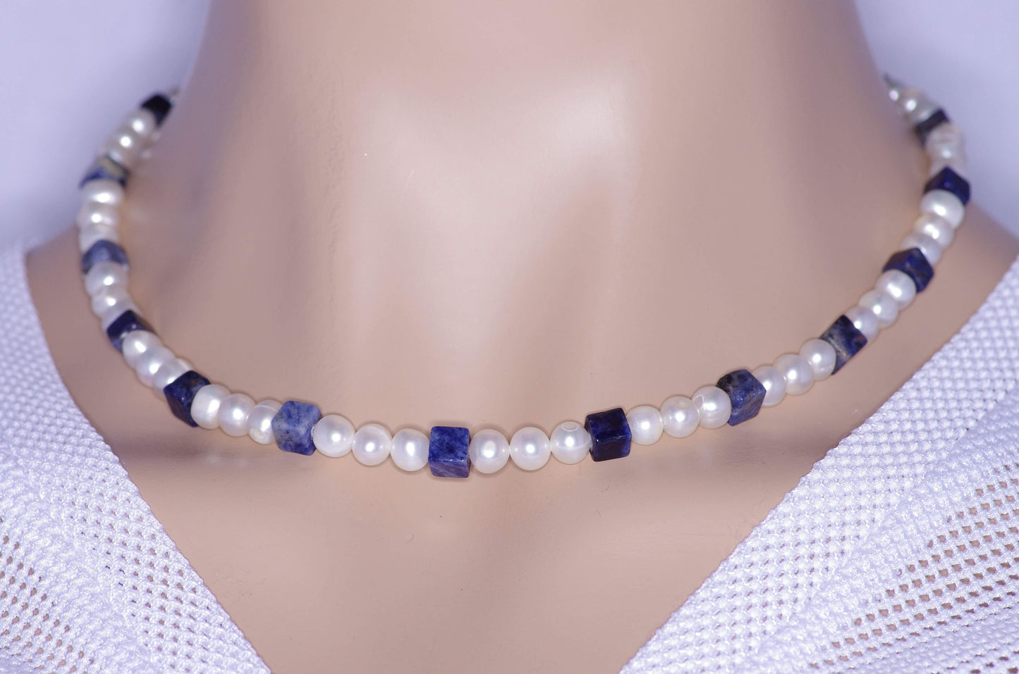 Perlenkette-mit-Sodalith-2152