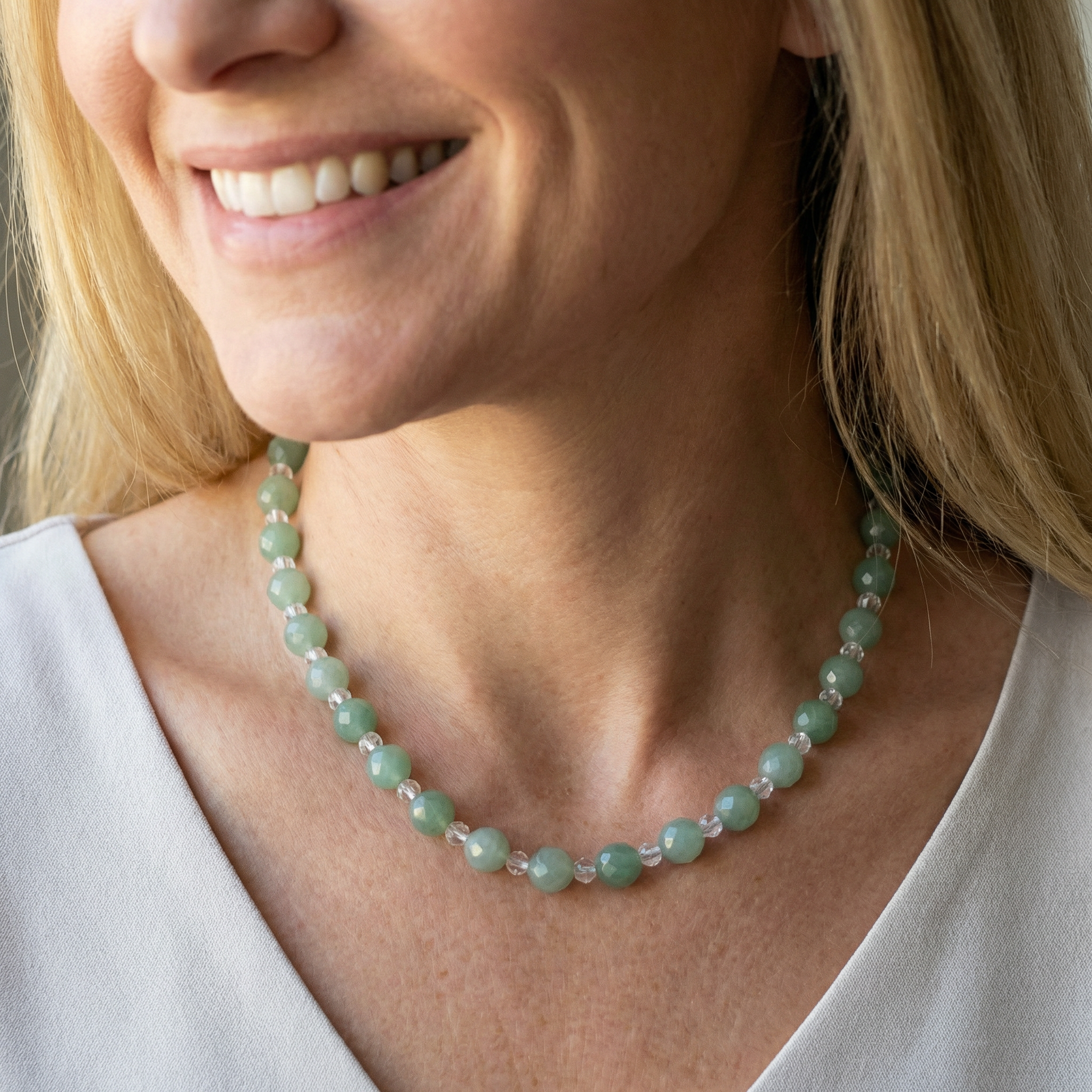 Facettierte Aventurin Halskette 8mm mit Bergkristall