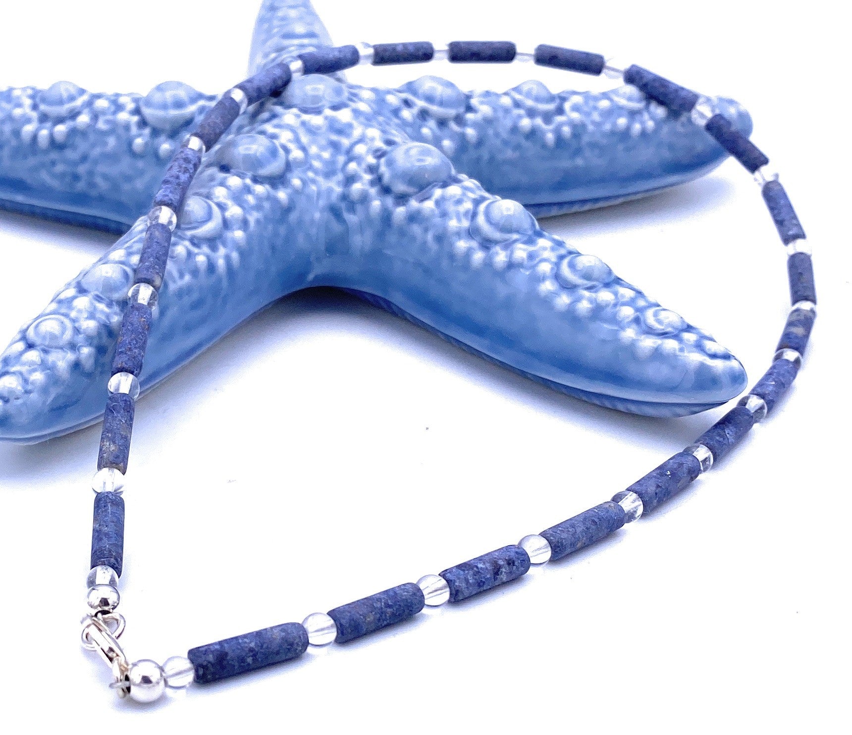 Dumortierit Walzenkette mit Bergkristall 4mm