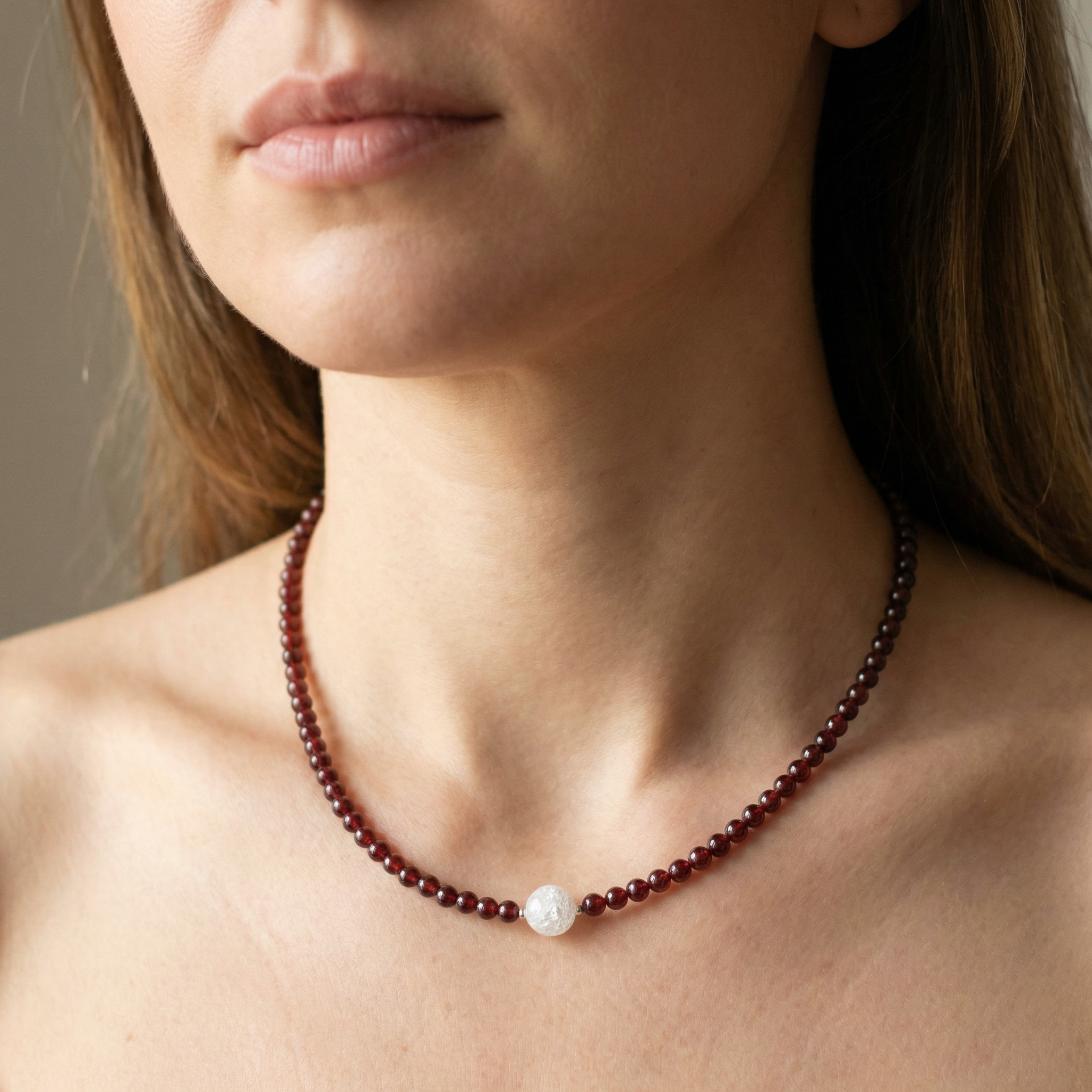 Granat Halskette 4mm mit Bergkristall Kugel