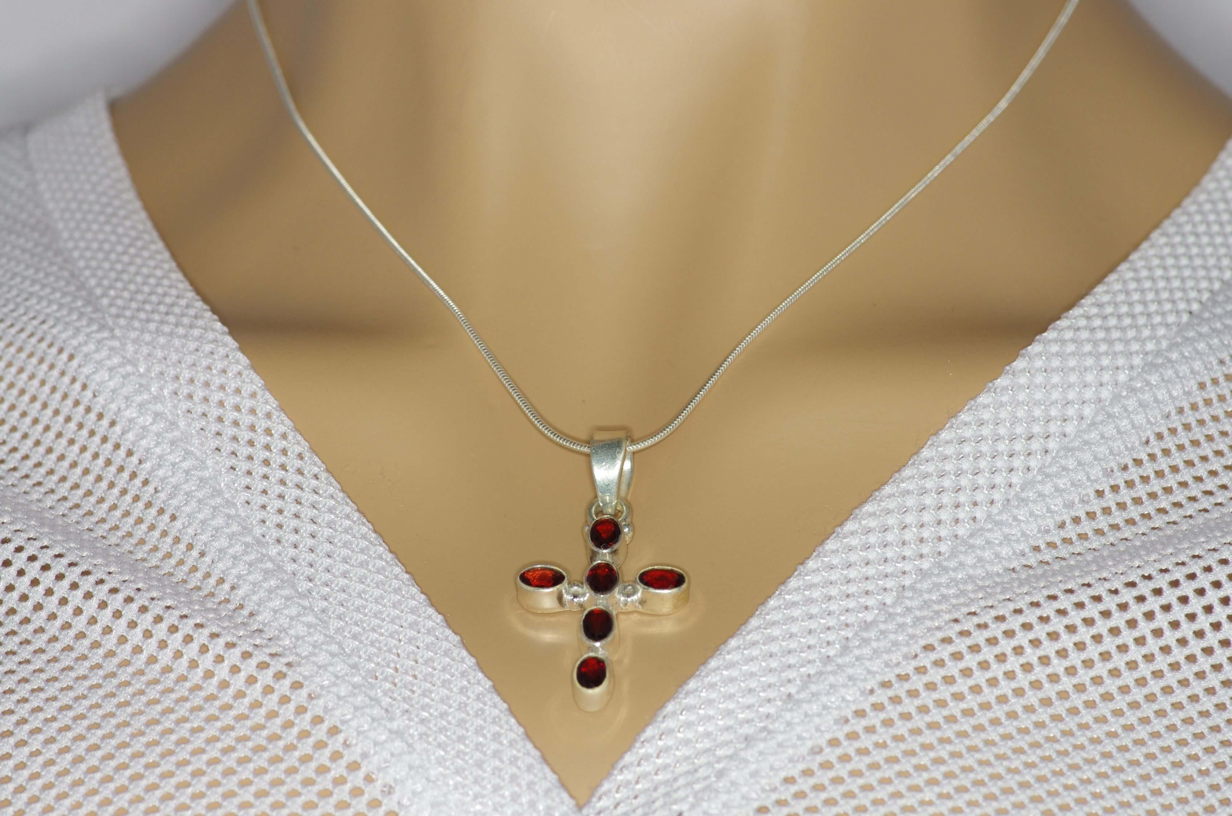 Granat-Anh-nger-Kreuz-4929