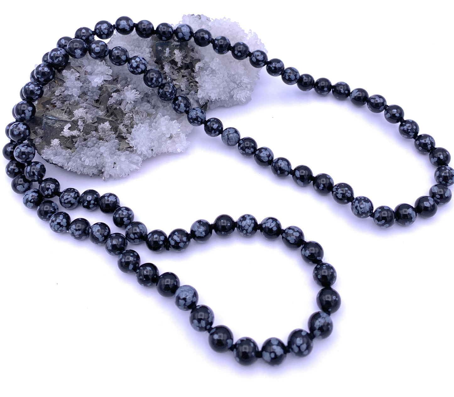 Lange Schneeflocken-Obsidian Halskette 8mm