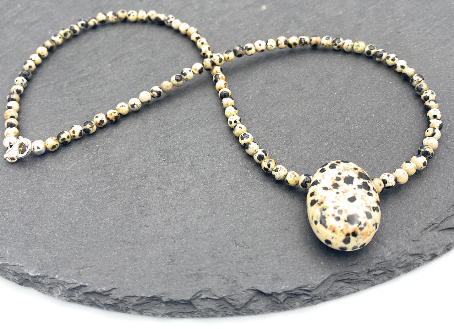 Dalmatiner-Jaspis Halskette 4mm mit Anhänger