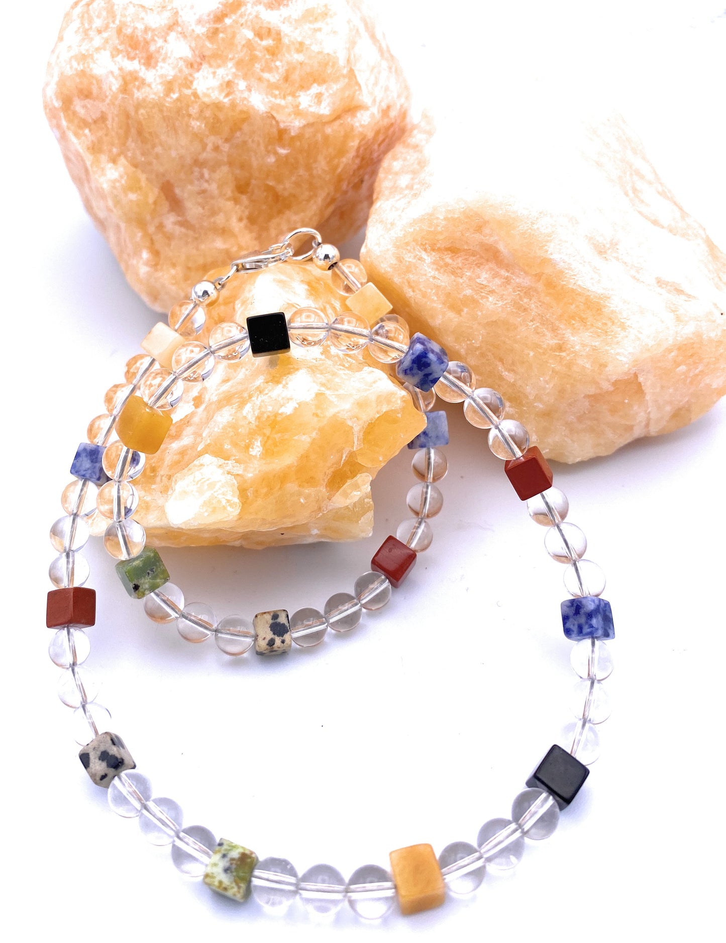 Bergkristall Halskette mit bunten Edelstein Würfeln