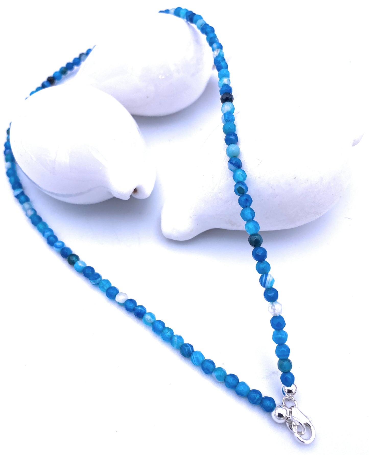 Facettierte blaue Achat Kugel-Halskette 4mm