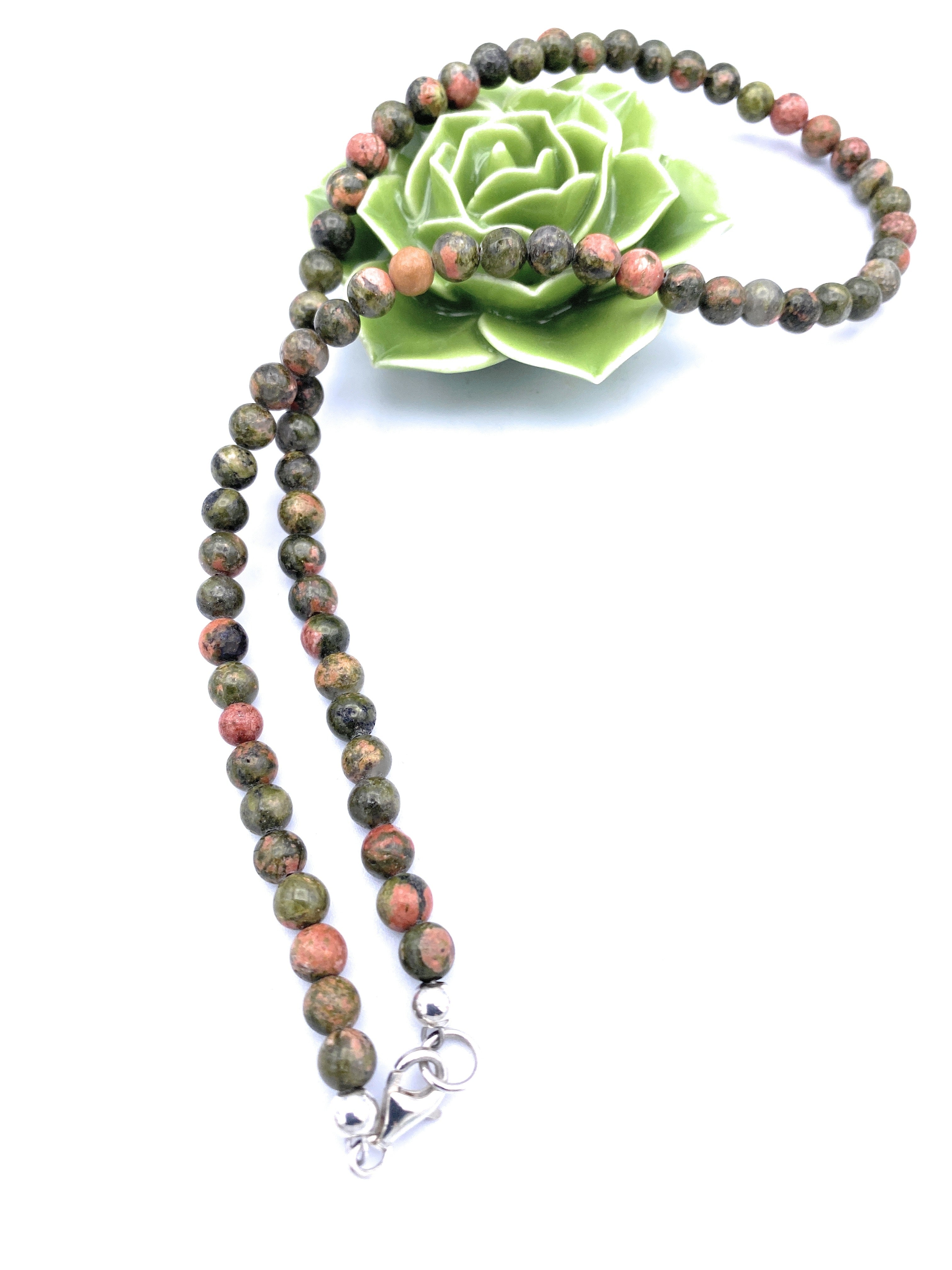 Epidot -Unakit Halskette