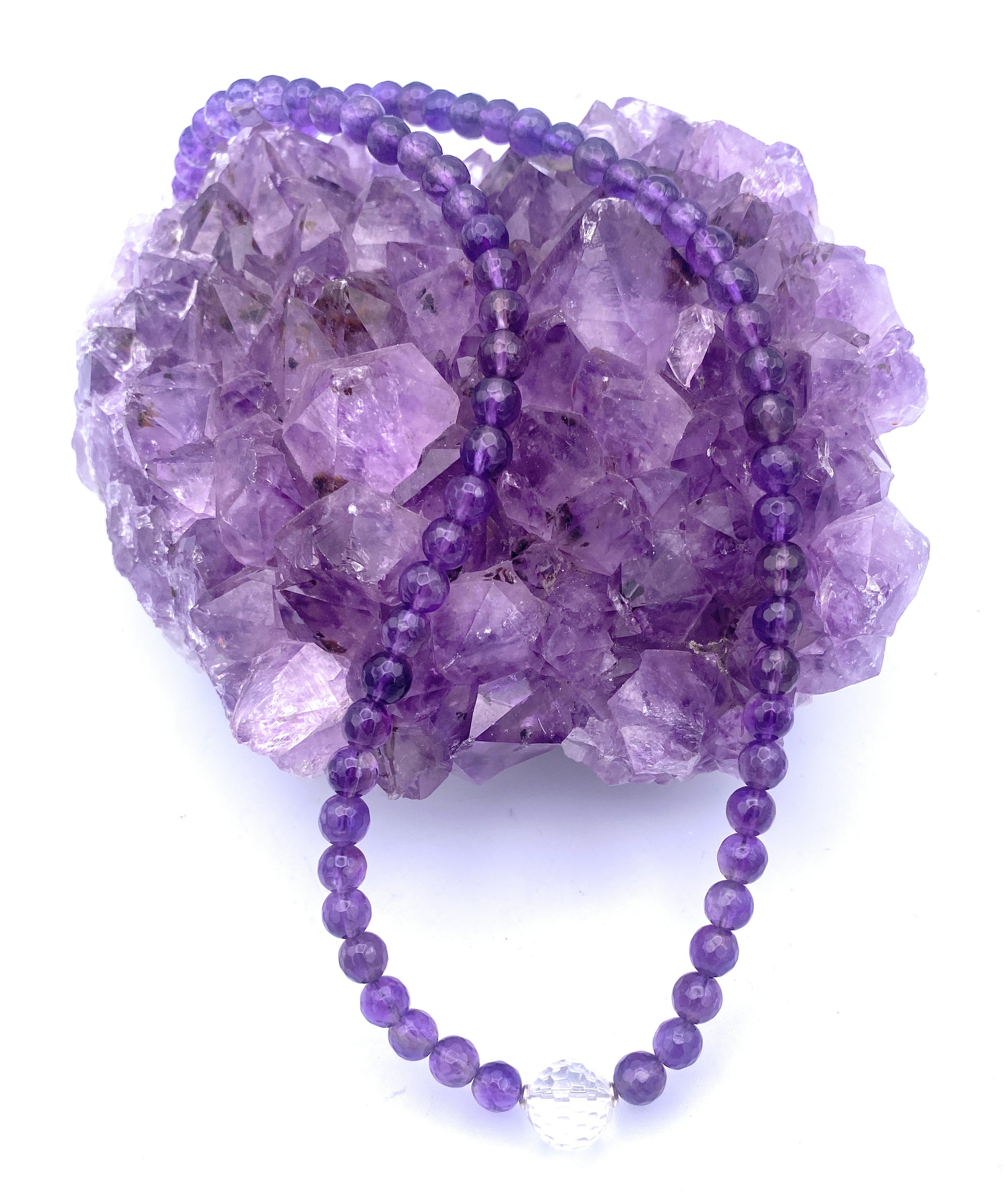 Facettierte Amethyst Halskette 6mm mit Bergkristall Kugel