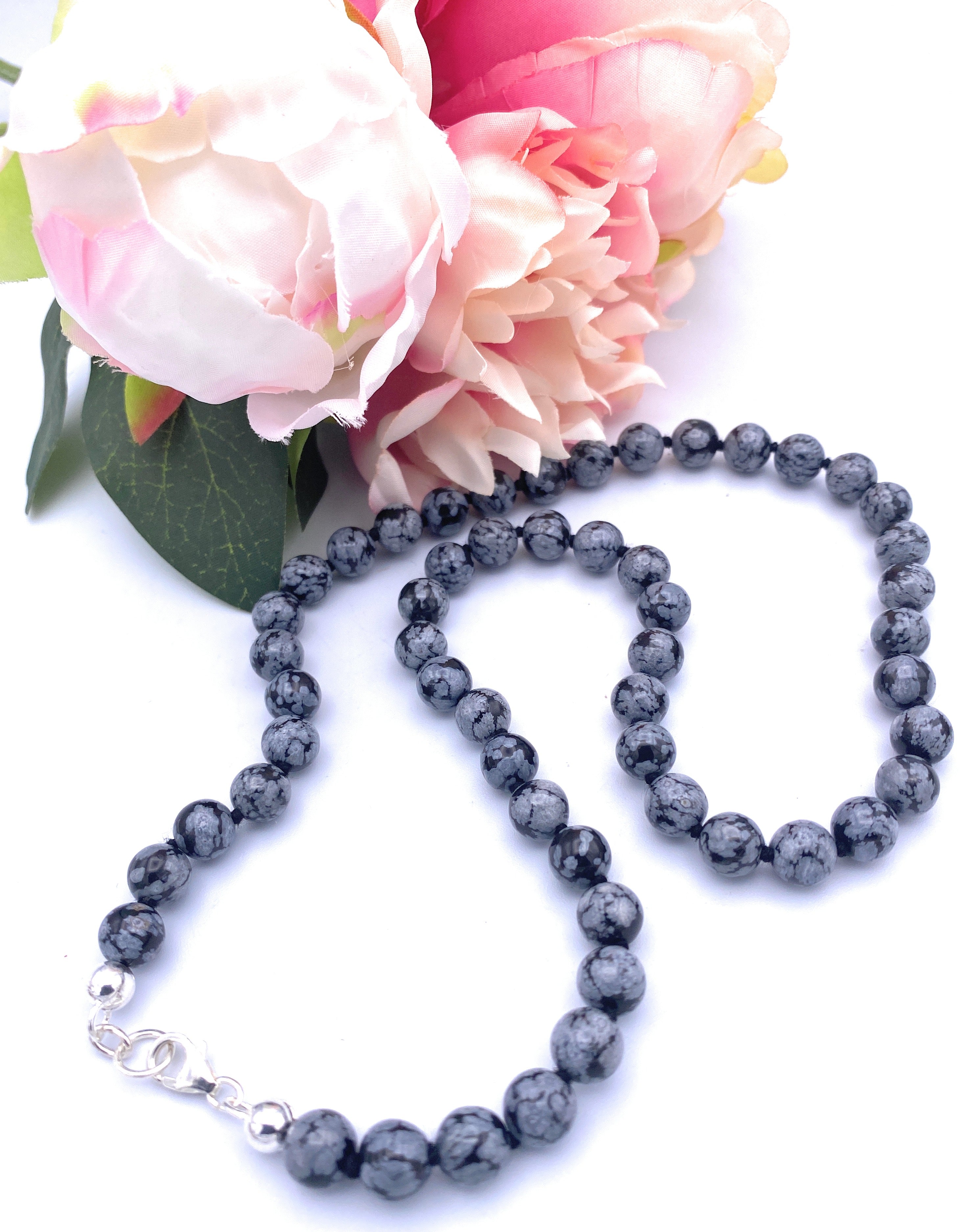 Schneeflocken-Obsidian Kugel Halskette 8mm