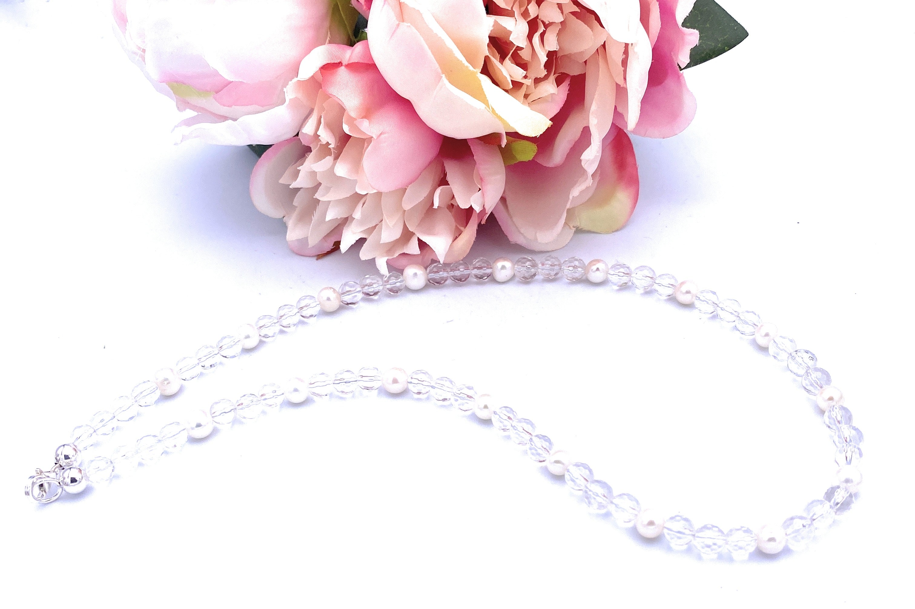 Facettierte Bergkristall Halskette 6mm mit Süßwasserperlen