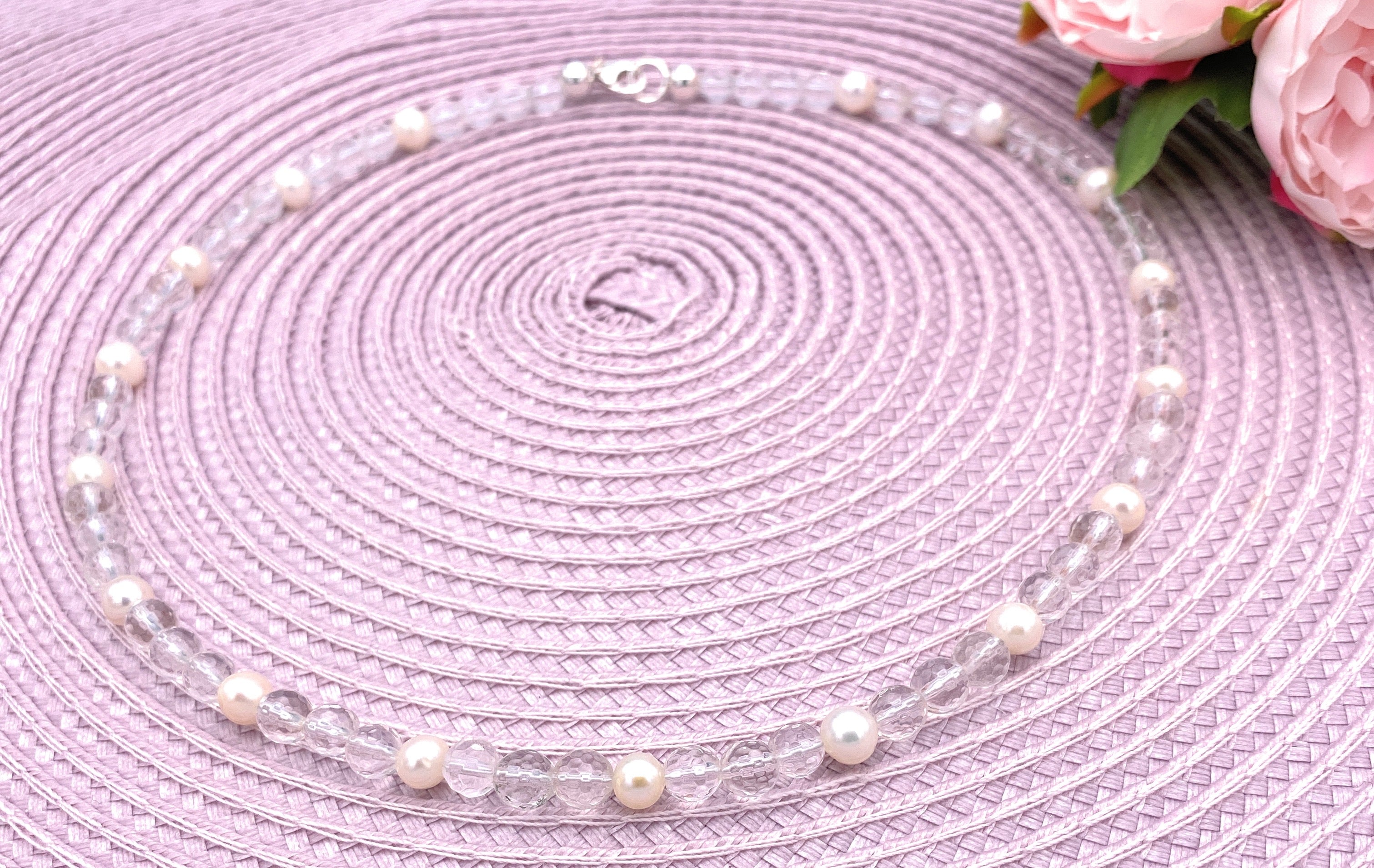 Facettierte Bergkristall Halskette 6mm mit Süßwasserperlen