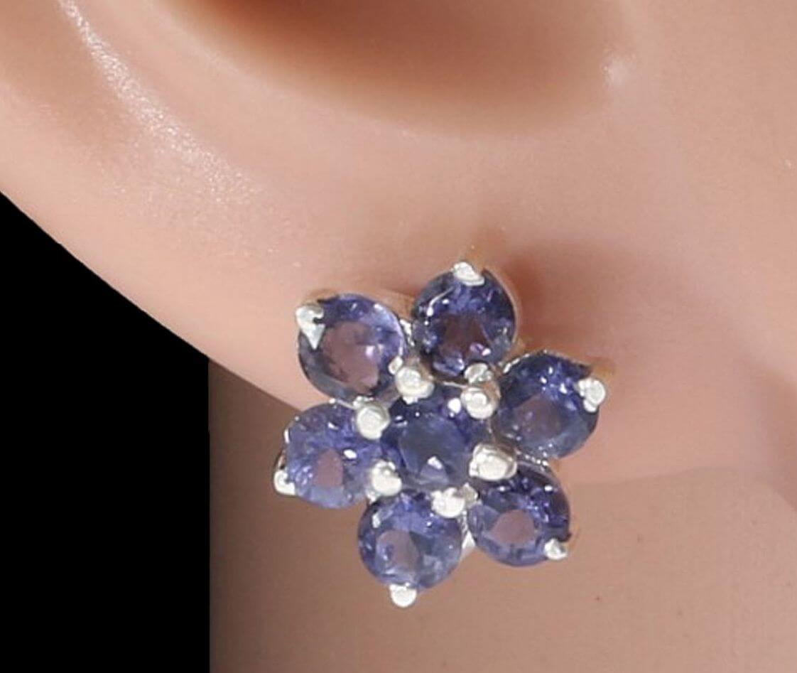 Ohrstecker-Iolith-Blume-fac1-4995